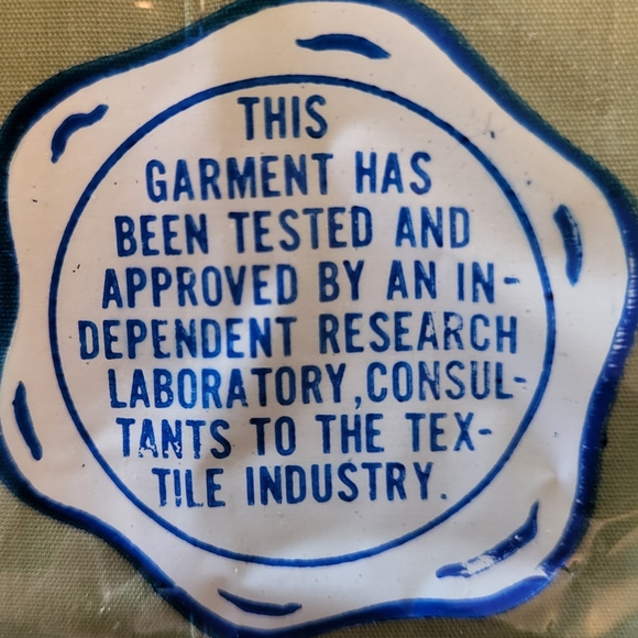 Vintage Men’s Permanent-press Dress Shirt. Green. Large 16-16 1/2. NWT - Picture 3 of 5